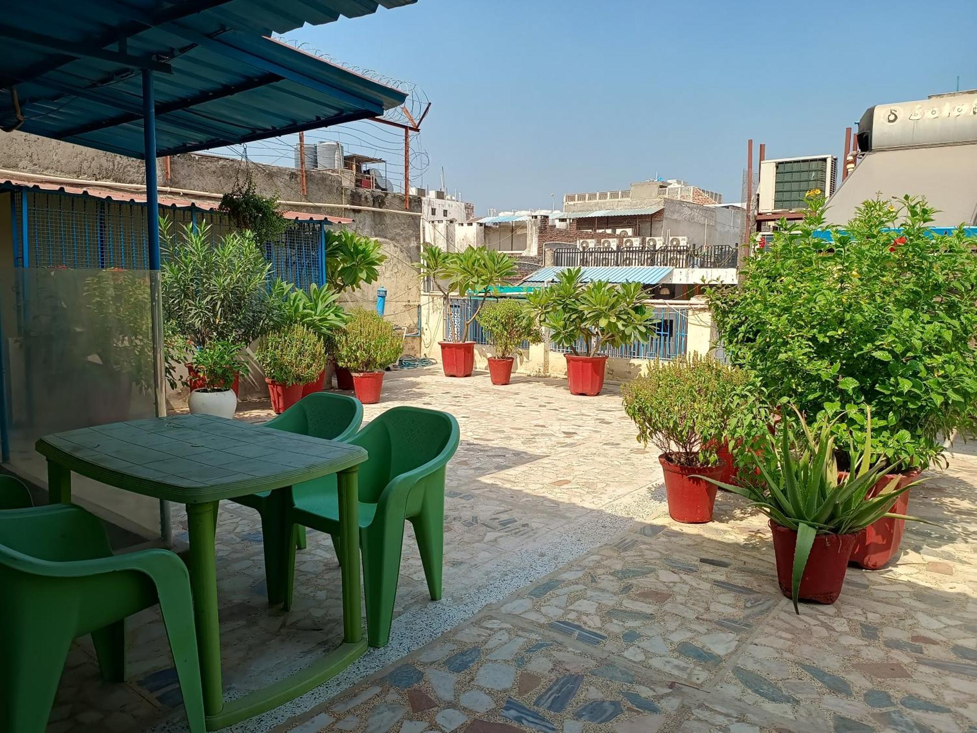 Hotel Majors Den New Delhi Eksteriør billede