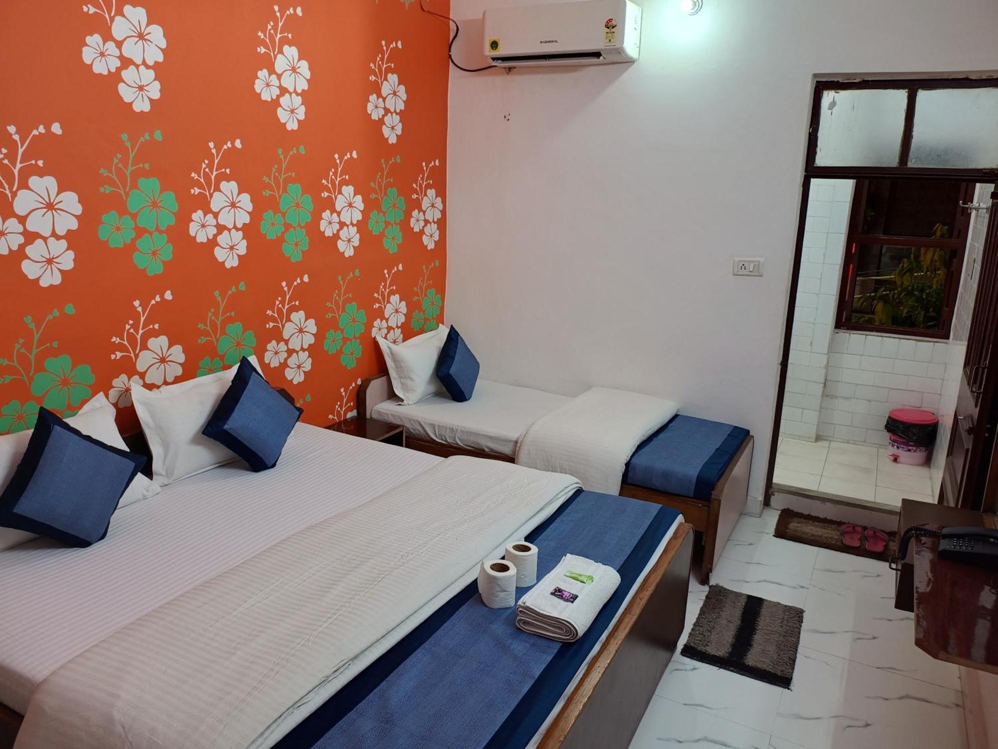 Hotel Majors Den New Delhi Eksteriør billede