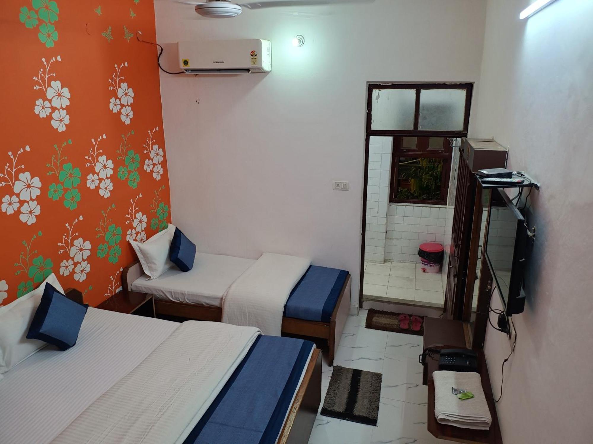 Hotel Majors Den New Delhi Eksteriør billede