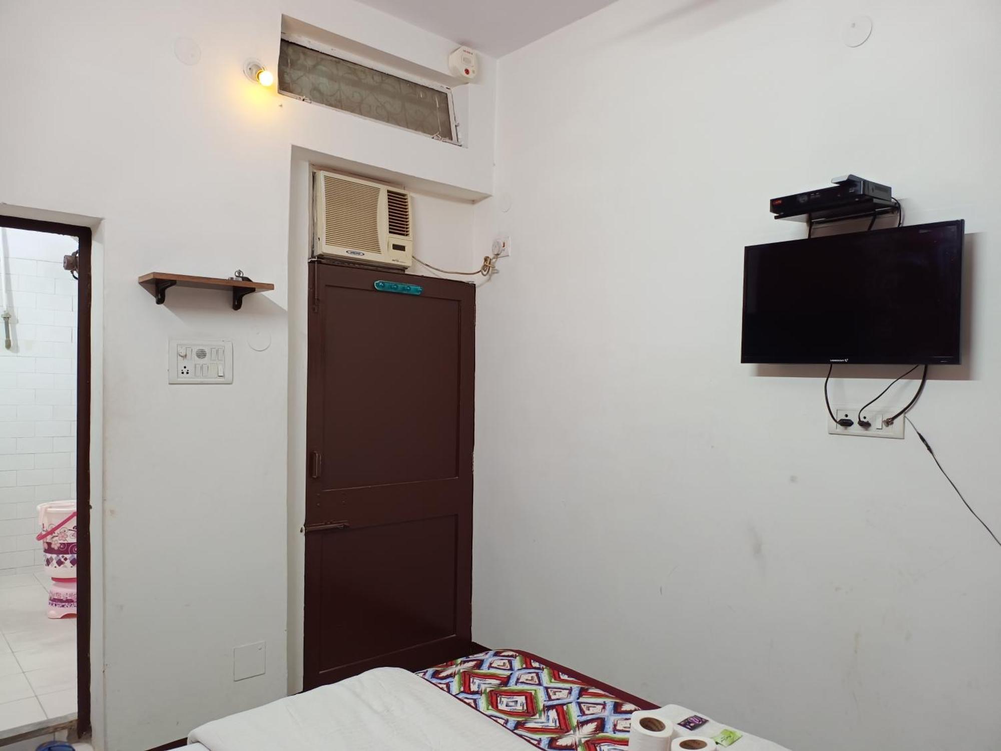Hotel Majors Den New Delhi Eksteriør billede